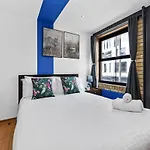 Family Friendly, Zone 1, 2 Beds, Central London