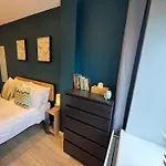 Cosy & Stylish Home In Camden