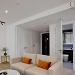 Luxury City Retreat - 1 Bed Fully Equipped