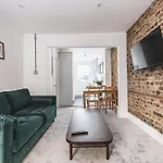 The Victorian Maisonette