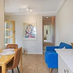 New 2Bed - 20Min To London - Free Parking - Petsok
