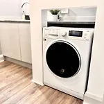 Fully Refurbed 2025 Central London 1 Minute To Old Street Station