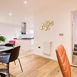Hybrid Resi Greenwich Near O2 Arena