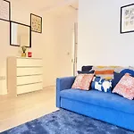 Modern & Cosy 2 Bedroom With Free Parking Near Wembley