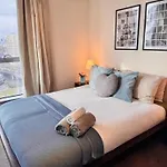 Scenic View 1-Bed Apt Near Downtown With Free Wifi