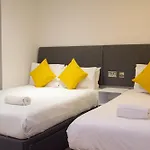 Imperial Court Suites