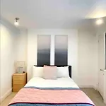 Central London 8 Beds House