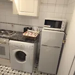 Homey Bedroom Flat Center London