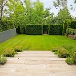 Lindfield Gardens