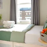 Prime London Studio 7 Mins Tube