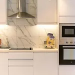 Madestays Premium South Kensington Serviced Apartment