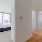 Stylish 2 Bed Flat In Central Battersea With Private Balcony