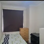 72B Olive Road Nw2 6Uj