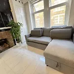 Nice 2 Bedroom Flat On First Floor