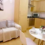 Stylish 1-Bed Flat In Chelsea Near Sloane Square