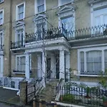 Stylish 1-Bed Flat In Chelsea Near Sloane Square