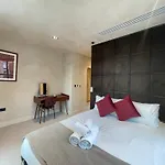 Penthouse In Fulham West Kensington 3 Bedrooms