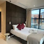 Penthouse In Fulham West Kensington 3 Bedrooms