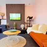 Modern Flat In The Heart Of Camden Town