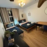 Delux Rooms Near City Centre