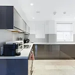 Modern Clerkenwell Loft Spacious Private Terrace