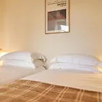 Europa House Apartments
