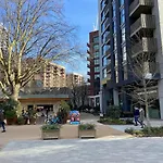 Premium Studio Flat In Zone 1