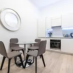 Clarges- Hsk Luxury Apartments