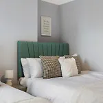 Wembley Haven - 2 Bdr - Sleeps 9