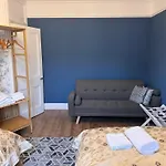 Crown Terrace Apartment