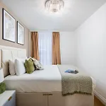 Modern 4 Bed Flat Prime Central London Location