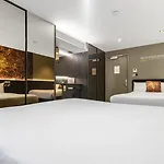 Heeton Concept Hotel - Luma Hammersmith