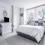 2 Bed Apartment In The Heart Of Chiswick