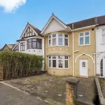 Lennox Gardens Nw10
