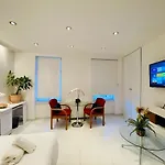Stylish Modern Stay In The Heart City Of London St Paul Smithfield Barbican