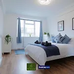 2 Bedroom Apartment By Arhouse Apartments Short Lets & Serviced Accommodation Highbury With Free Wifi