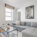 Stunning Oxford Street\'S Home