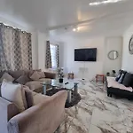 4Th Flr Fantastic 3 Bedroom Flat In W2-G15
