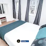 Cosy 2 Bedroom Apt By Ls2G Short Lets & Serviced Accommodation Greater London