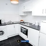 Cosy 2 Bedroom Apt By Ls2G Short Lets & Serviced Accommodation Greater London