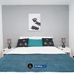Cosy 2 Bedroom Apt By Ls2G Short Lets & Serviced Accommodation Greater London