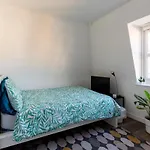Private Bedroom In London Euston