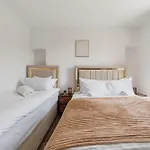 Stylish Apartments In The Heart Of Soho Your West End Escape! Gsg