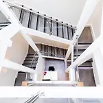 Clarges- Hsk Suites