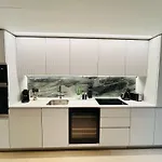 Luxury Apt In White City Living - Ideal For Family & Business Stay