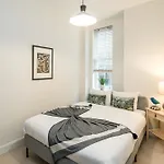 Marylebone High Street First Floor 3Beds Apartment