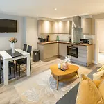 Stylish 2Bed At Central Line Near Nottinghill
