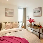 Sunrise City View Luxury Apartment With Balcony And Elevator