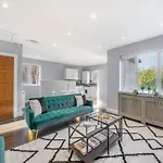 Luxury Tottenham Stadium Retreat - 2 Minute Walk To Stadium