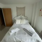 Charming & Cosy Double Room With Balcony In Wembley - Walking Distance To Wembley Stadium!